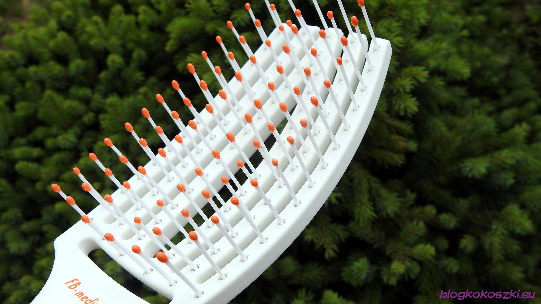 Którą szczotkę Finger Brush wybrać z włosiem dzika czy bez